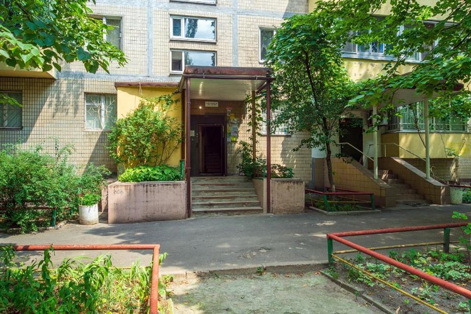 Квартира По Адресу Дружбы Народов 8А Kiev Dış mekan fotoğraf