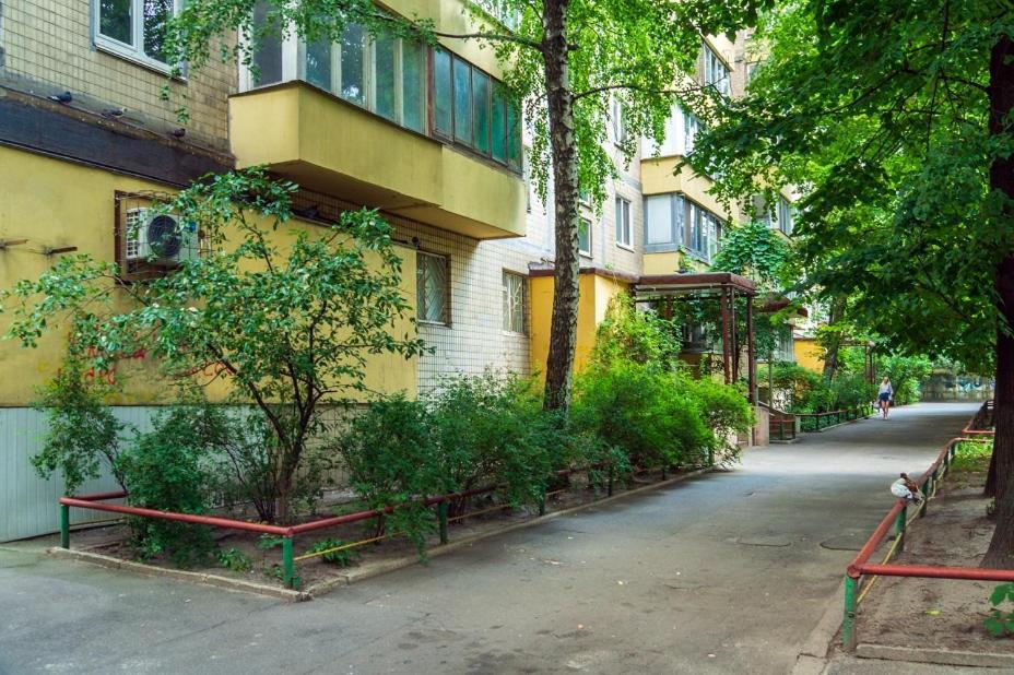 Квартира По Адресу Дружбы Народов 8А Kiev Dış mekan fotoğraf